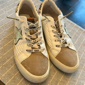 Vintage Havana Star Sneakers